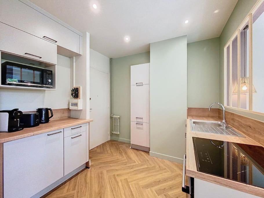 Au Coeur Du Centre Historique Apartment Кан Екстериор снимка